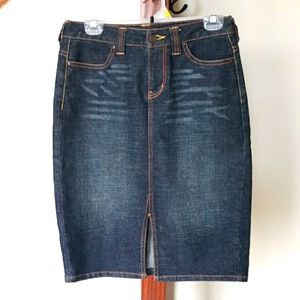 Apt.9 Denim Skirt. Knee-length. Size 4